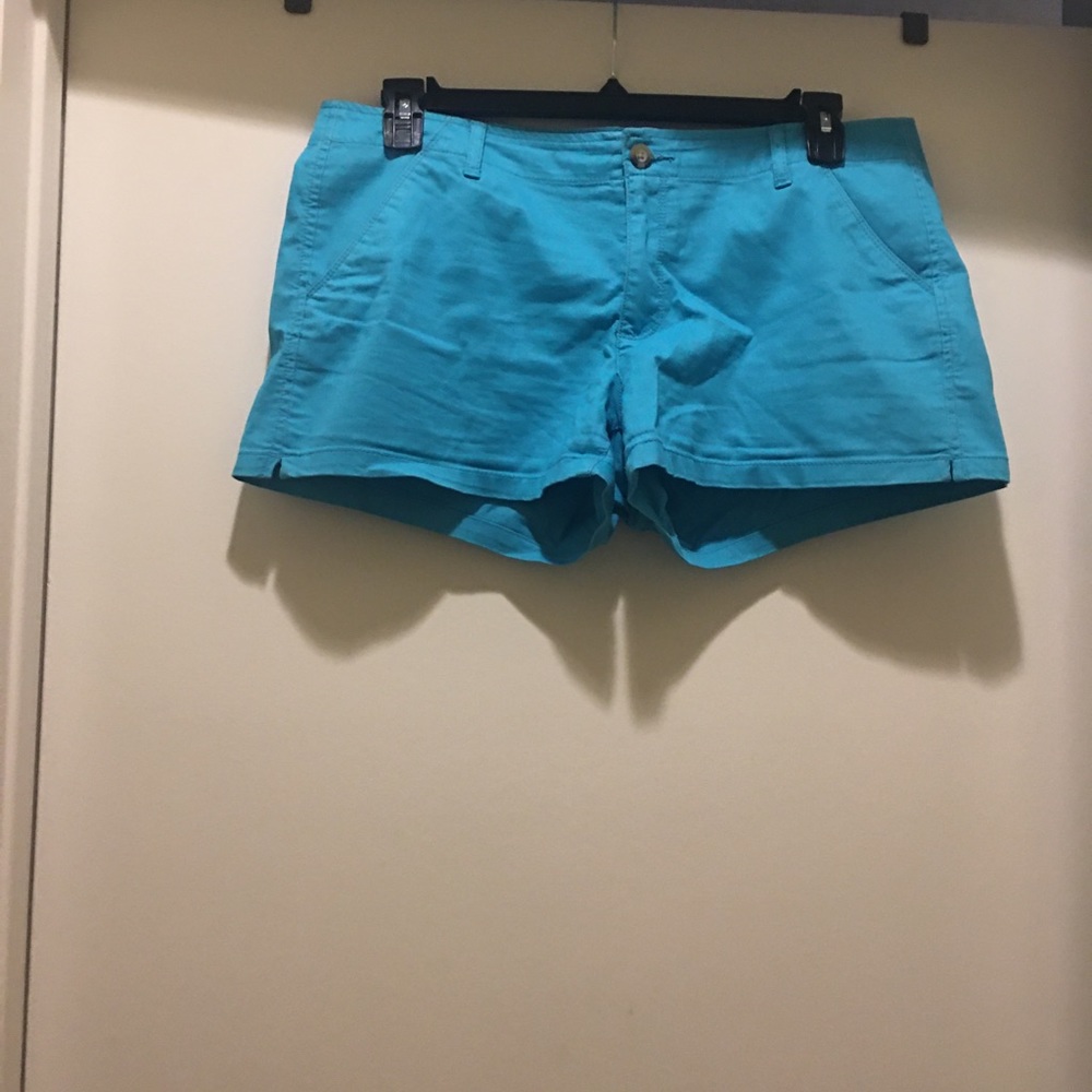 ♦️LIKE NEW♦️Corduroy Shorts